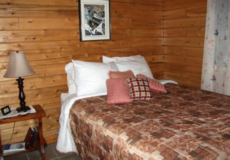 Catamount Cave Cabin Bedroom